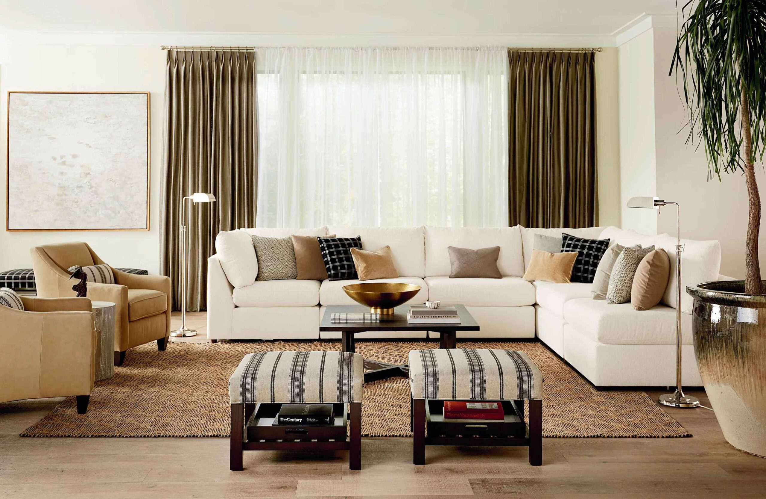 Used furniture buyers in Dubai team